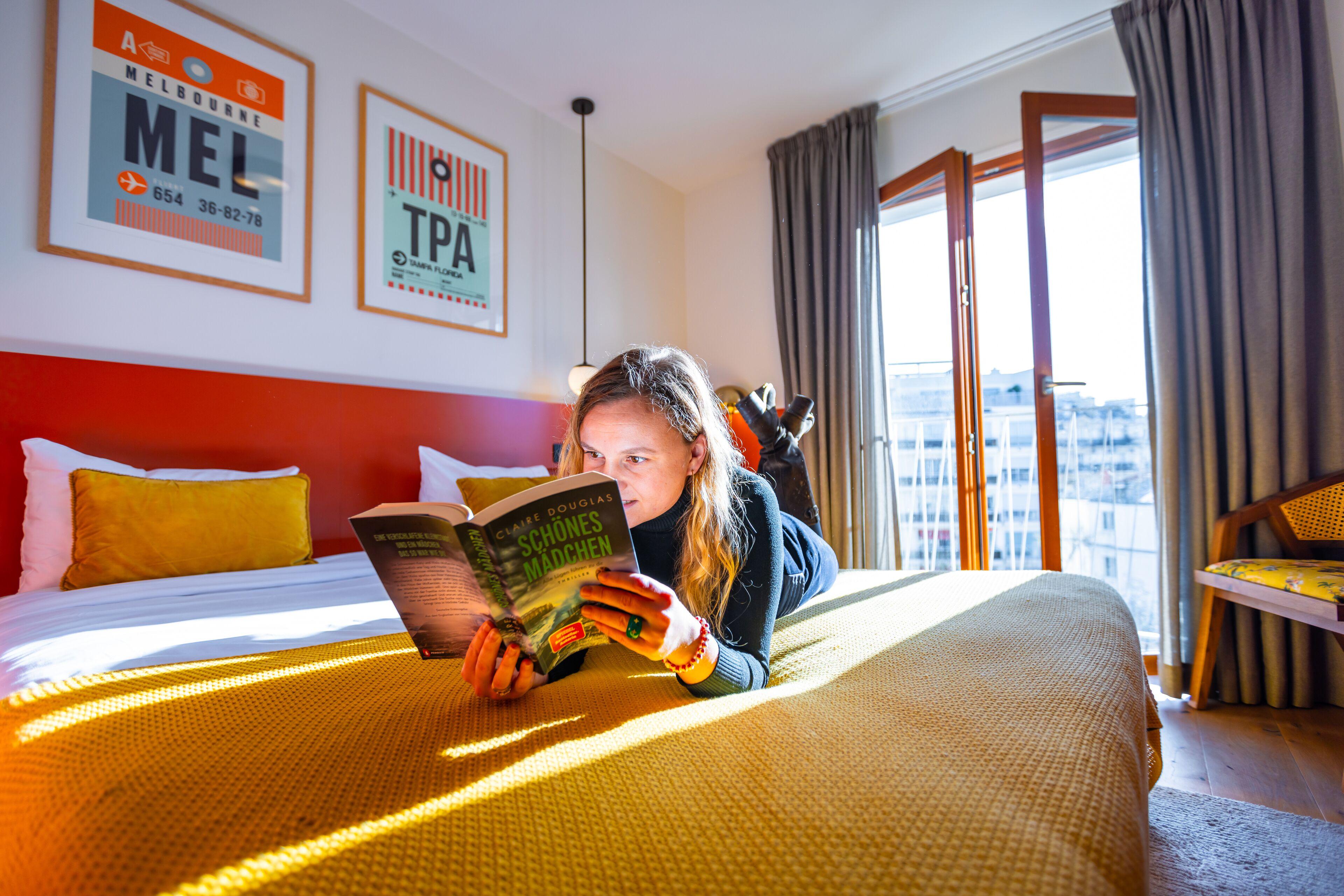 The People - Nation Ostello Parigi