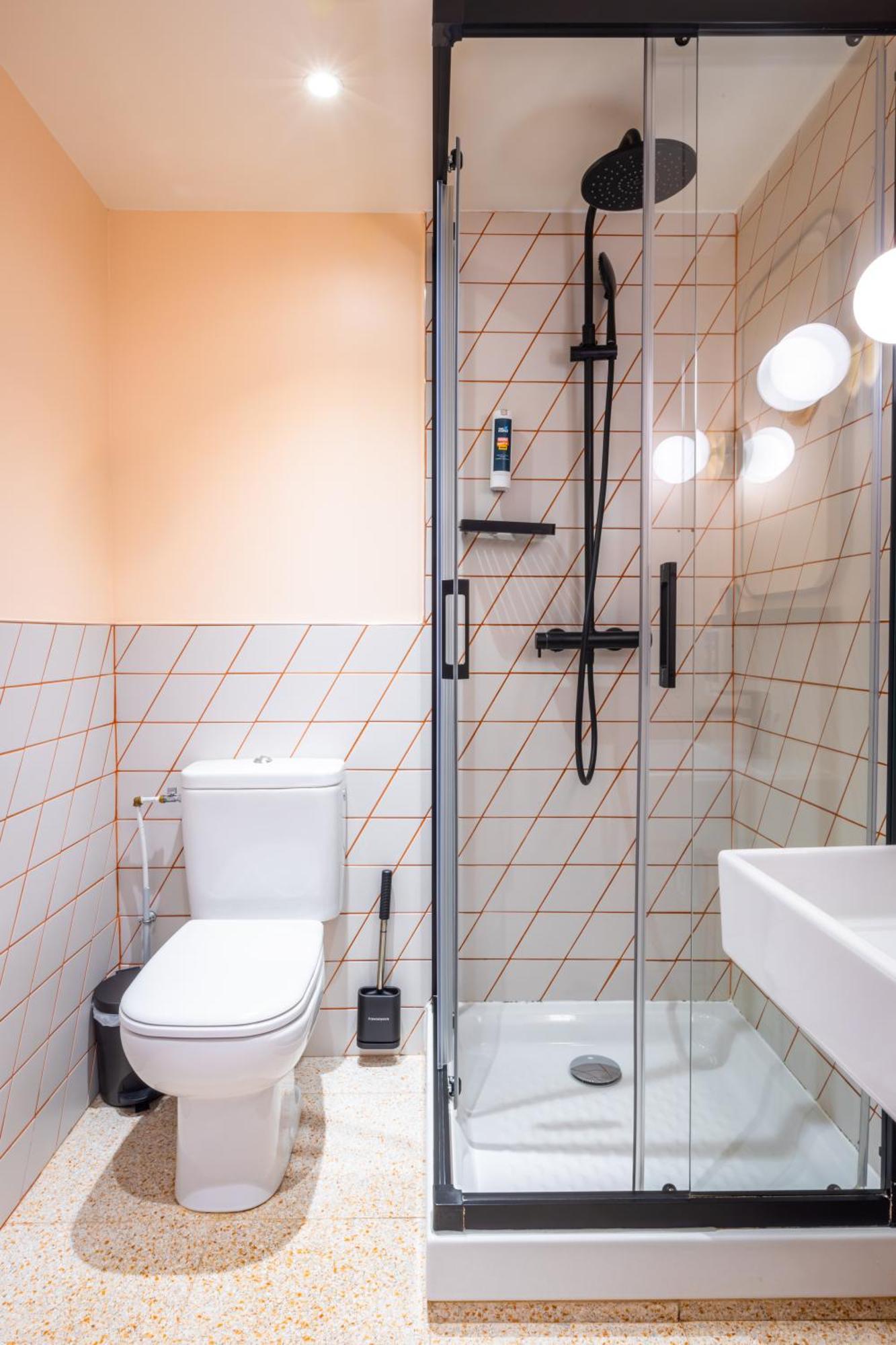 Hostel The People - Nation *